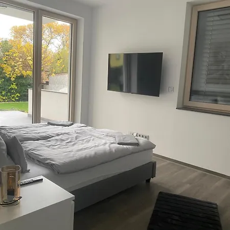 Modern Living In 3 * Βουδαπέστη