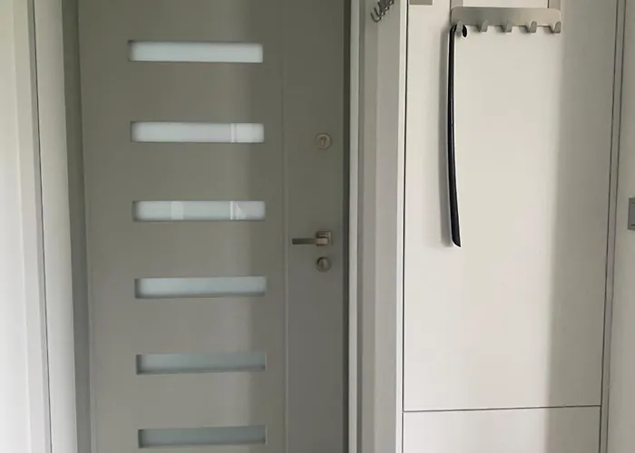Apartman Modern Living In 3 *