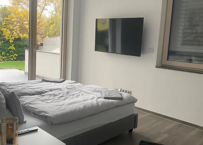 Modern Living In 3 * Budapest